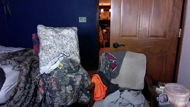 Snapshot of SpunRedneck chatting on 01.17.26 SpunRedneck online show from 01.17.26