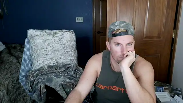 Snapshot of SpunRedneck chatting on 02.04.26 SpunRedneck online show from 02.04.26