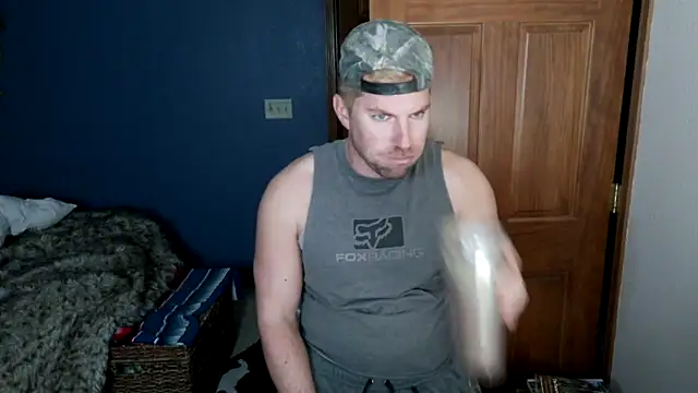 Snapshot of SpunRedneck chatting on 02.16.26 SpunRedneck online show from 02.16.26