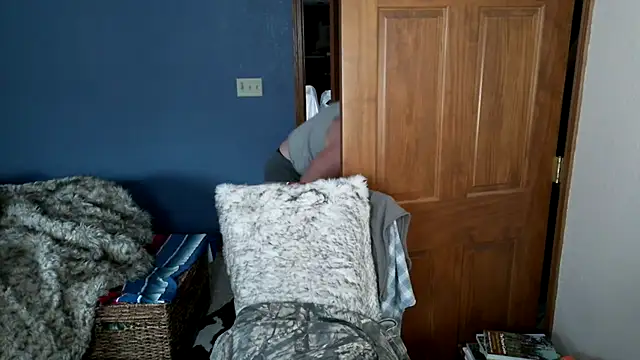 Snapshot of SpunRedneck chatting on 02.17.26 SpunRedneck online show from 02.17.26