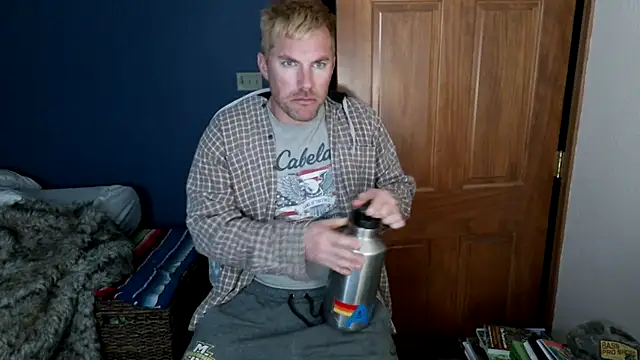 Snapshot of SpunRedneck chatting on 02.18.26 SpunRedneck online show from 02.18.26