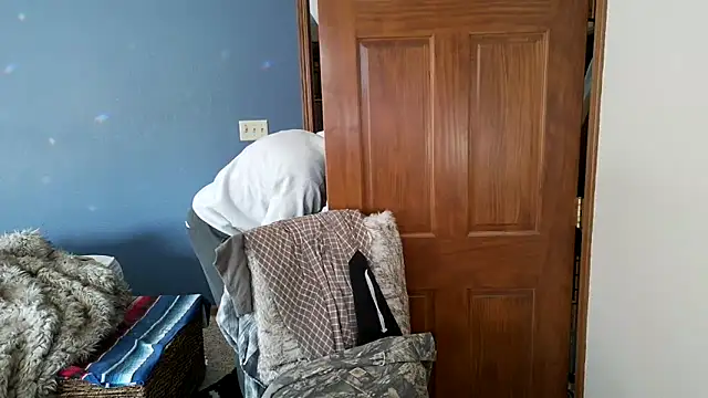 Snapshot of SpunRedneck chatting on 02.24.26 SpunRedneck online show from 02.24.26