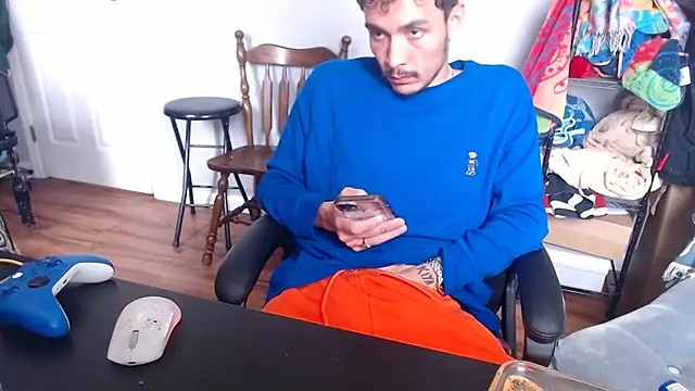 Snapshot of Longdforya chatting on 03.15.26 Longdforya online show from 03.15.26