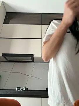 Ivy Trix online show from 02.27.26