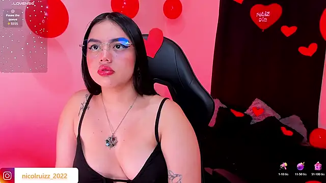 Nicolle Ruizz online show from 02.15.26