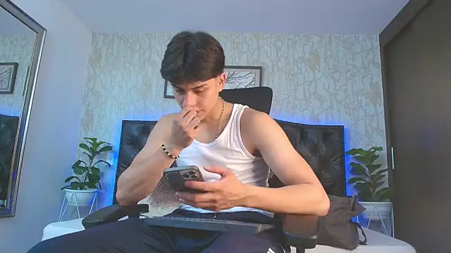 Lander Cruz online show from 02.26.26