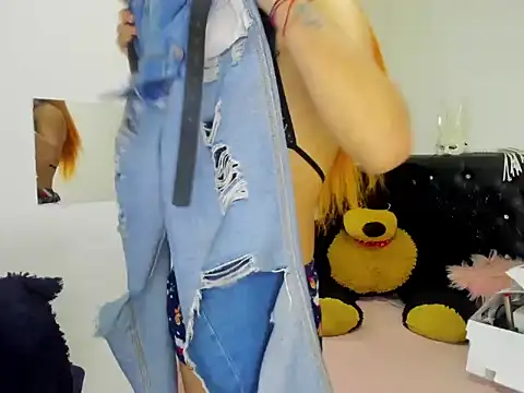 Snapshot of BlakeNoir_ chatting on 05.16.26 BlakeNoir online show from 05.16.26