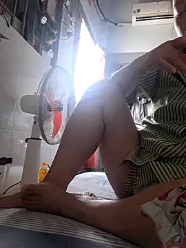 felicity chloe online show from 04.01.26