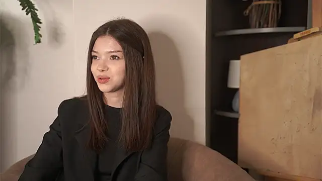 SadyeAnnarino online show from 12.02.25