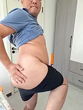 a jie online show from 12.03.25