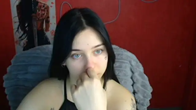 Lilu May online show from 04.05.26