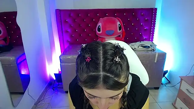 Diamond juliana online show from 04.10.26