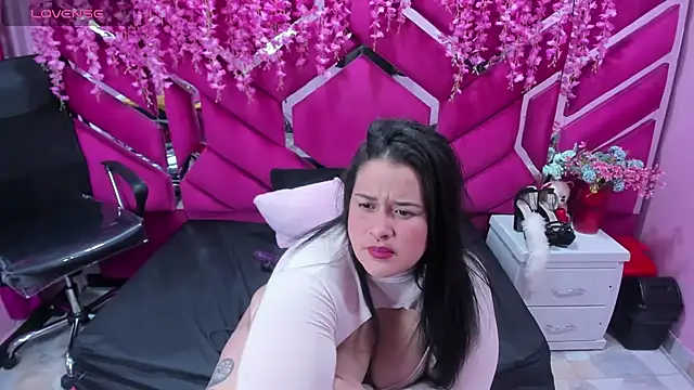 Atena Glow  online show from 02.14.26