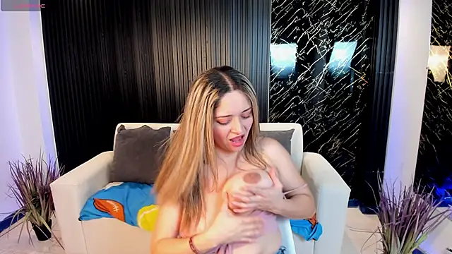 TiffanyHoustton online show from 02.27.26