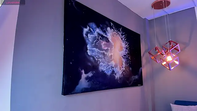 TiffanyHoustton online show from 04.19.26