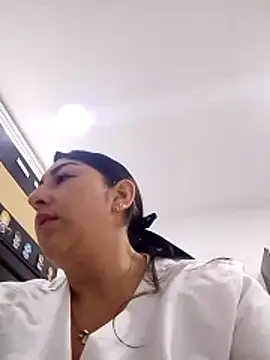 Snapshot of Valeria_montana_ chatting on 02.02.26 Valeria montana online show from 02.02.26