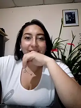 Snapshot of Valeria_montana_ chatting on 03.02.26 Valeria montana online show from 03.02.26