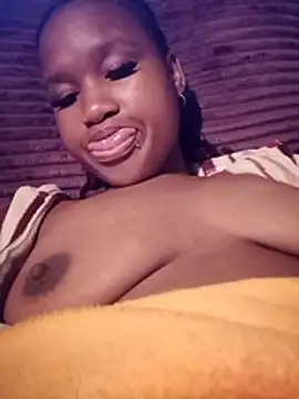 Snapshot of Bungiebabe chatting on 12.02.25 Bungiebabe online show from 12.02.25