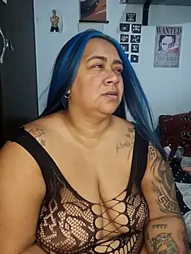 Snapshot of vicky-duarte chatting on 02.17.26 vicky-duarte online show from 02.17.26