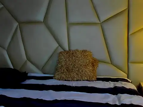 lucky smith1 online show from 03.02.26