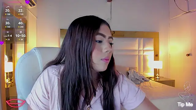 Snapshot of Zoei_Moon chatting on 01.12.26 Zoei Moon online show from 01.12.26