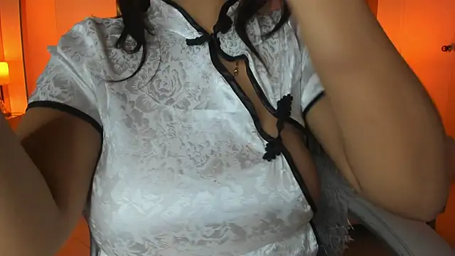 Zoei Moon online show from 04.27.26