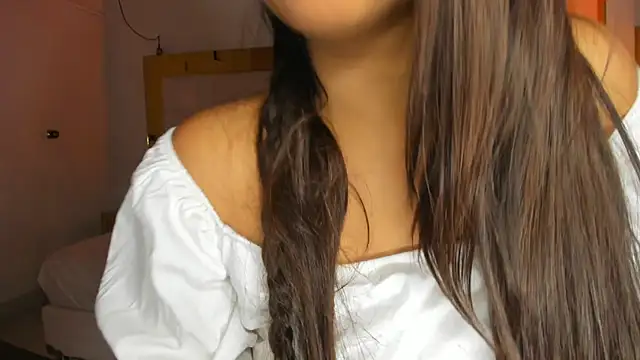 Zoei Moon online show from 05.15.26