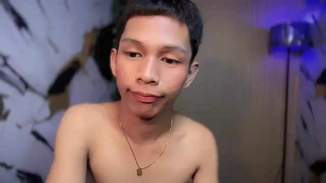 Snapshot of TheBoyAboveYou chatting on 01.07.26 TheBoyAboveYou online show from 01.07.26