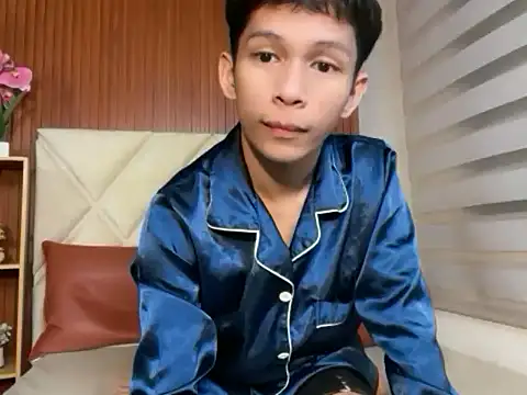 Snapshot of TheBoyAboveYou chatting on 02.20.26 TheBoyAboveYou online show from 02.20.26