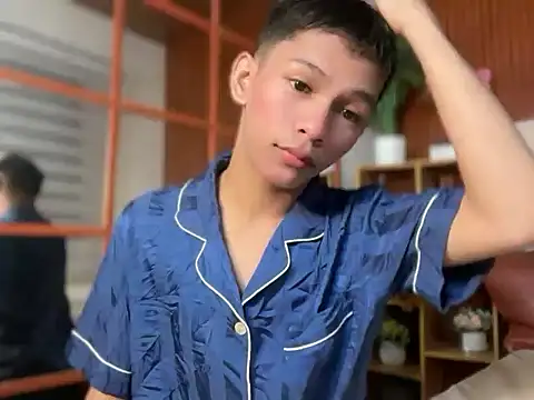 Snapshot of TheBoyAboveYou chatting on 02.26.26 TheBoyAboveYou online show from 02.26.26