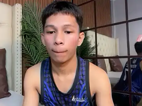 TheBoyAboveYou online show from 05.30.26