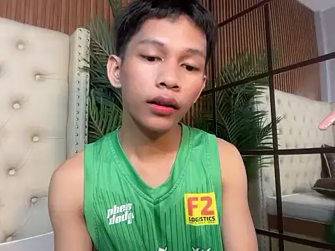 TheBoyAboveYou online show from 06.07.26