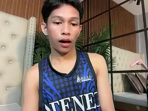 TheBoyAboveYou online show from 06.22.26