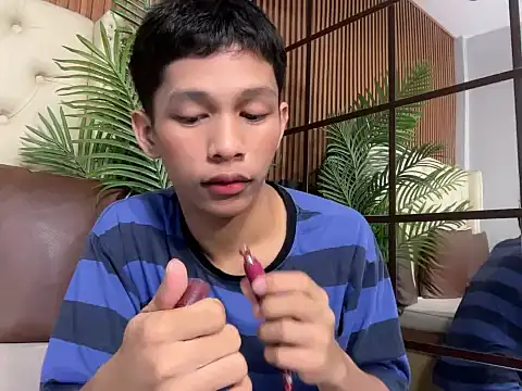 TheBoyAboveYou online show from 07.25.26