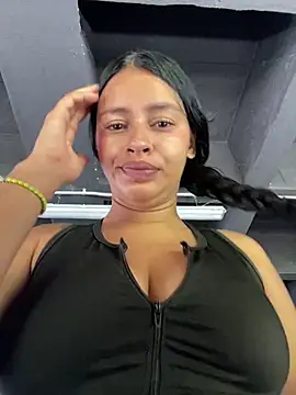 Jennmyller  online show from 04.07.26