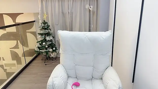 Star-XinX online show from 04.11.26