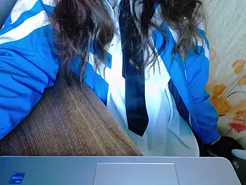 maian love online show from 04.15.26