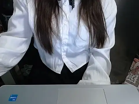 Snapshot of maian_love chatting on 04.30.26 maian love online show from 04.30.26
