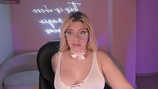 MadisonKane online show from 07.13.26