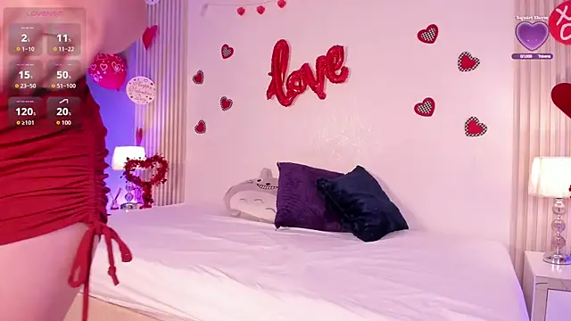 CloeMoon online show from 02.08.26