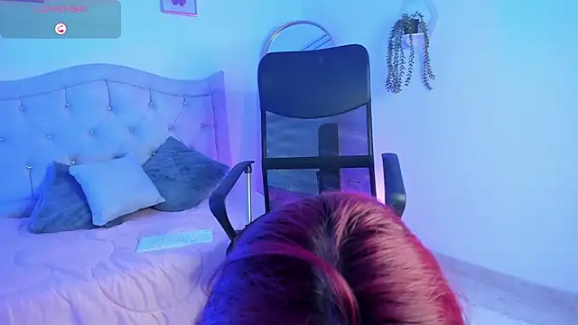 Naomi Xx online show from 12.04.25