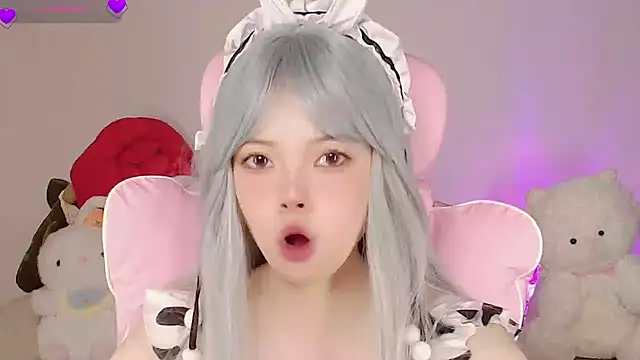 Snapshot of Miyeoonn chatting on 04.29.26 Miyeoonn online show from 04.29.26