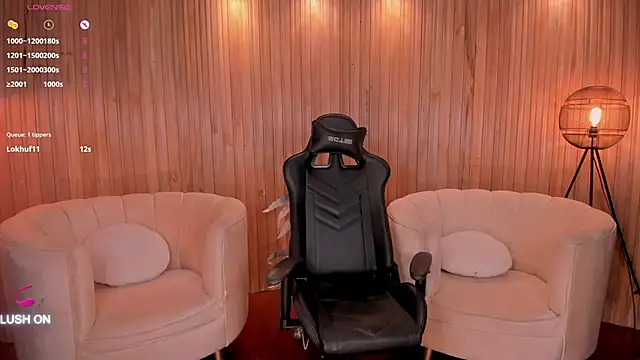 Snapshot of ChloeManson chatting on 03.07.25 ChloeManson online show from 03.07.25