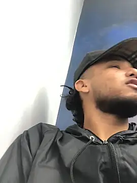 modeloxtz online show from 02.20.26