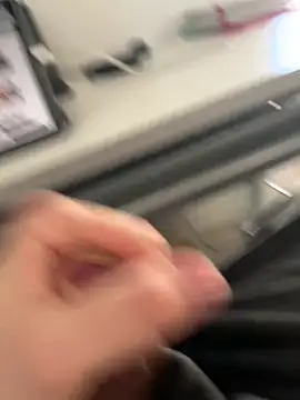 hannes256102 online show from 03.02.26