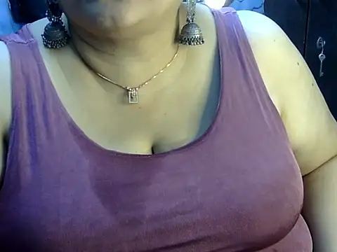 Soniya Sha online show from 07.28.26