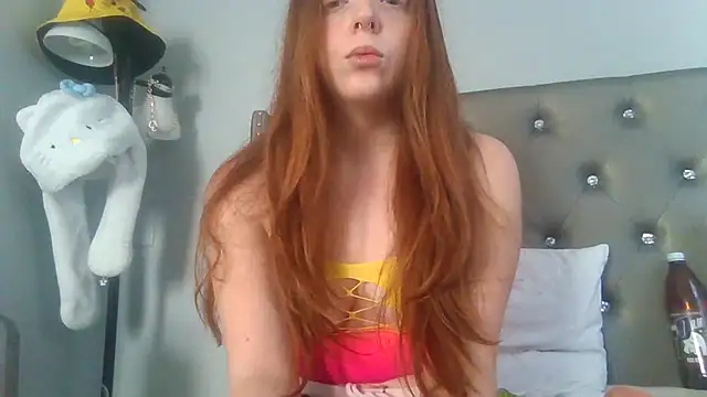 RedRubyRed online show from 12.05.25