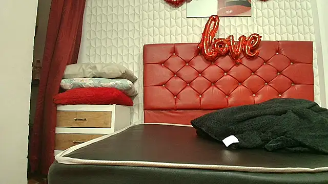 Snapshot of Elizabetth_Roman chatting on 03.03.26 Elizabetth Roman online show from 03.03.26