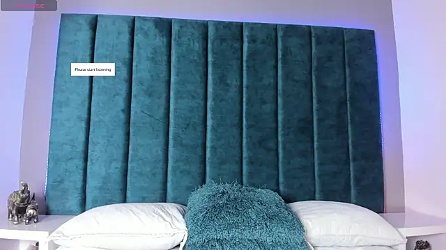 Amara Rossee online show from 03.04.26