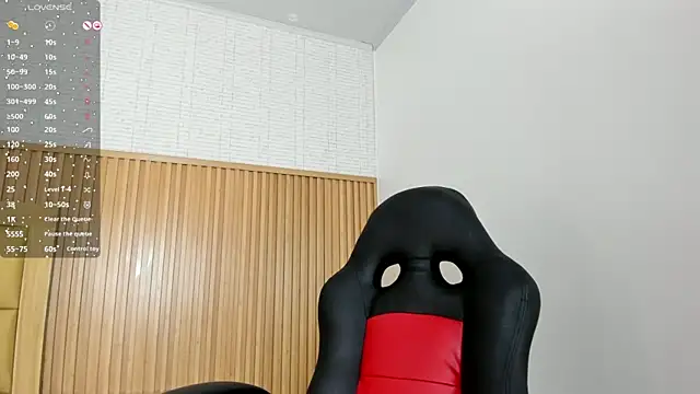 Snapshot of VENUSGREYS1 chatting on 01.16.26 VENUSGREYS1 online show from 01.16.26